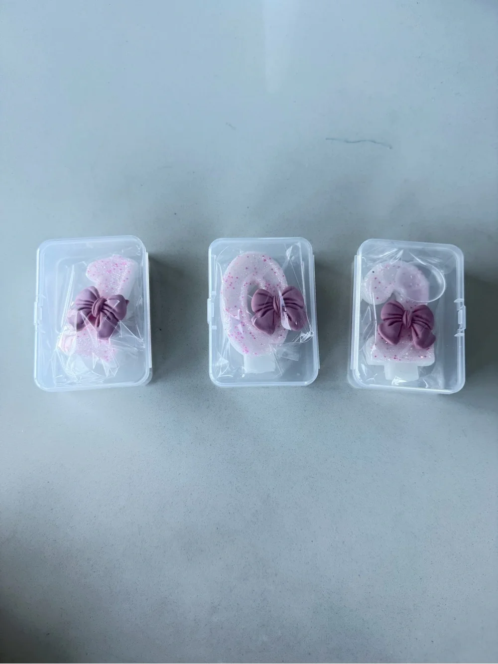 Set of 3 sparkle & Pink Bow birthday candles  - numbers 0-1-2